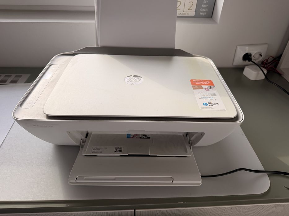 Vand imprimanta HP deskjet 2700 e, fara cartusuri