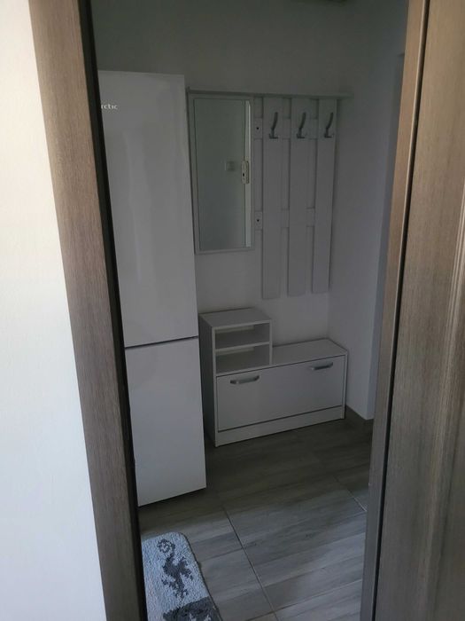 Inchiriez apartament 2 camere