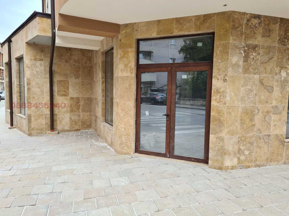 Дава се под наем Офис в Русе, Център - 85 кв.м за 1200 € - Снимка #2