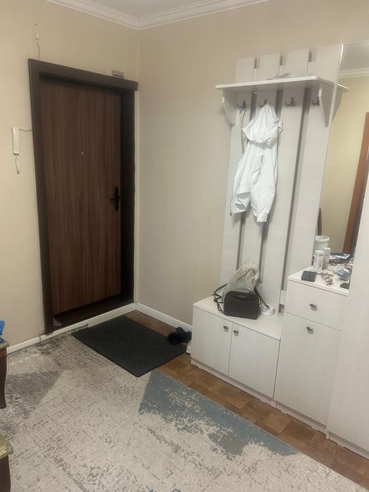 Продам квартиру 4 комнатную