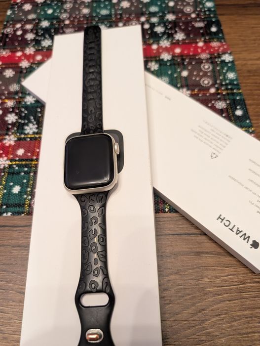 Смартчасовник Apple Watch SE 2 (2nd Gen) 40mm Cellular  + 3 ПОДАРЪКА
