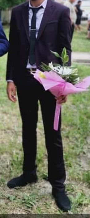 костюм за балове и бизнеси