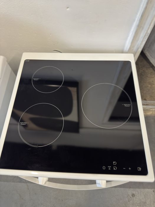 Aragaz electric cu plita pe inductie Faure FCI6563PWA