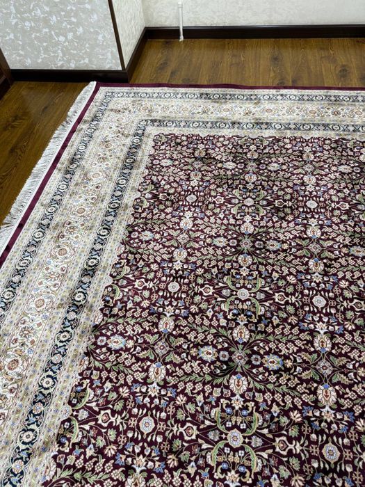 Yengi  gilam ishlatilmagan