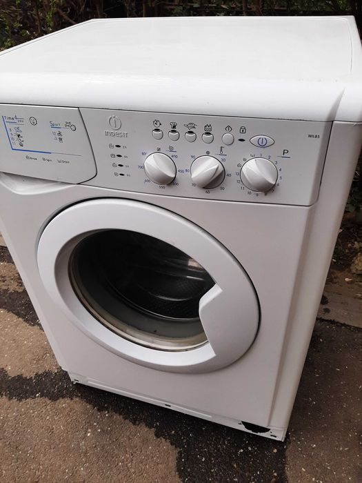 Mașină de spălat rufe.