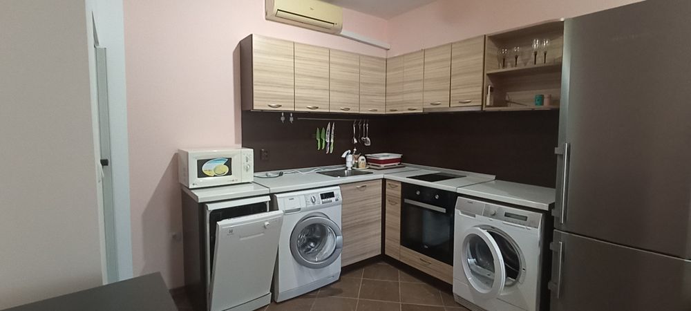 Дава се под наем Двустаен апартамент в Варна, Възраждане 1 - 45 кв.м за 325 € - Снимка #1