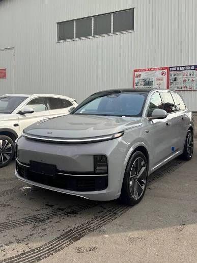 Li 9 Ultra restayling