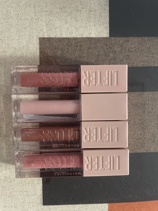 Produse machiaj rezistent