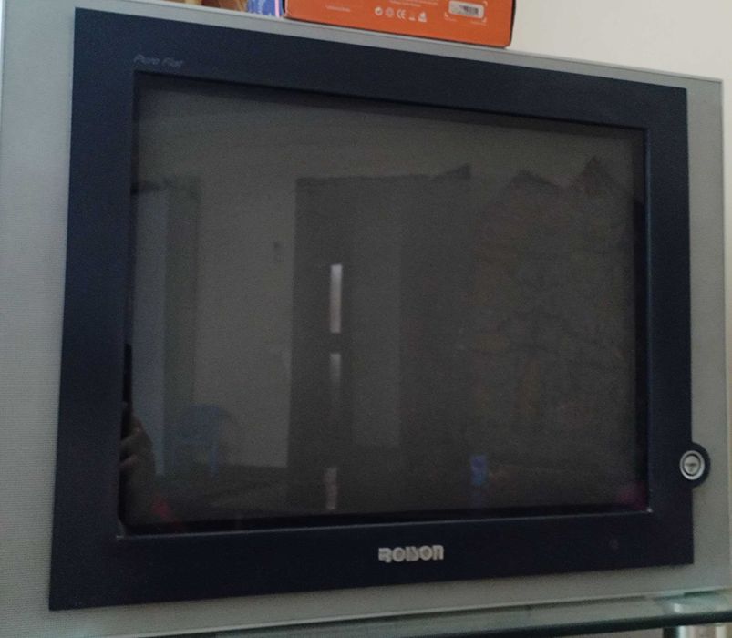 Televizor sotiladi, Roison, sostoyaniya ideal..