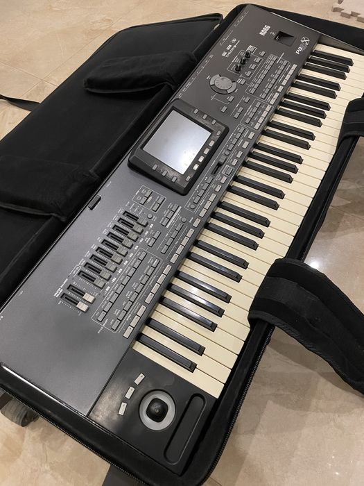 Професионален аранжор KORG Pa3X