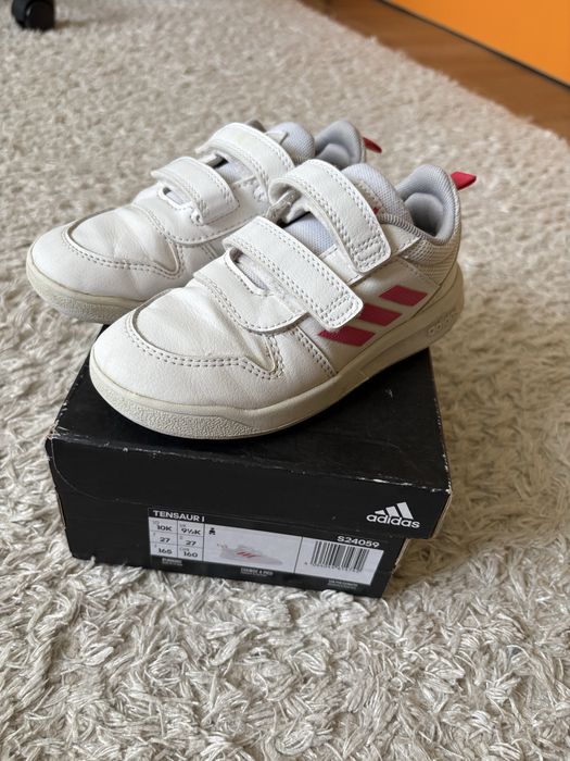 Adidas маратонки 27 номер