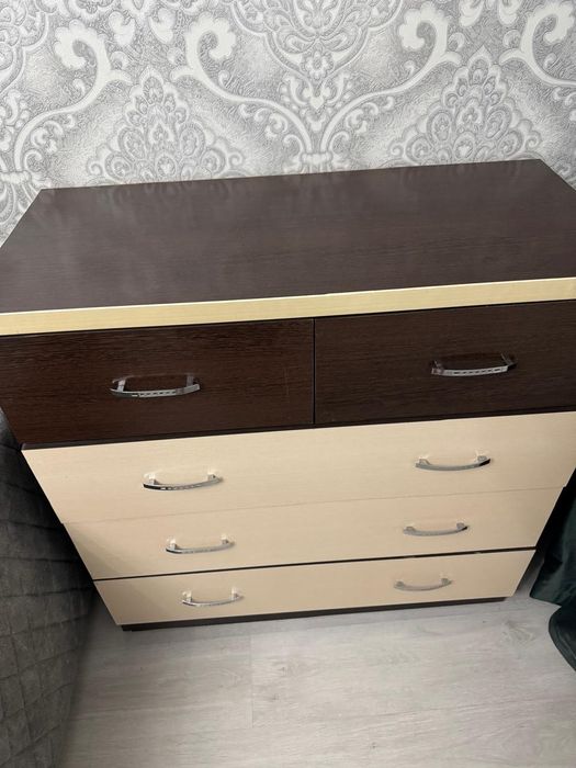 Продам комод б/у в хорошем состоянии