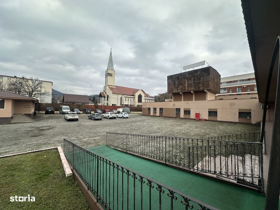 Teren 6000 mp (PUZ P+4) & Spatii Comerciale - Baia Mare