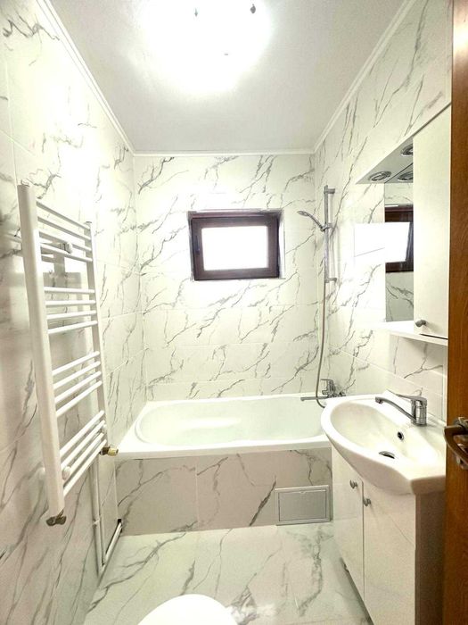 Apartament de închiriat 3 camere