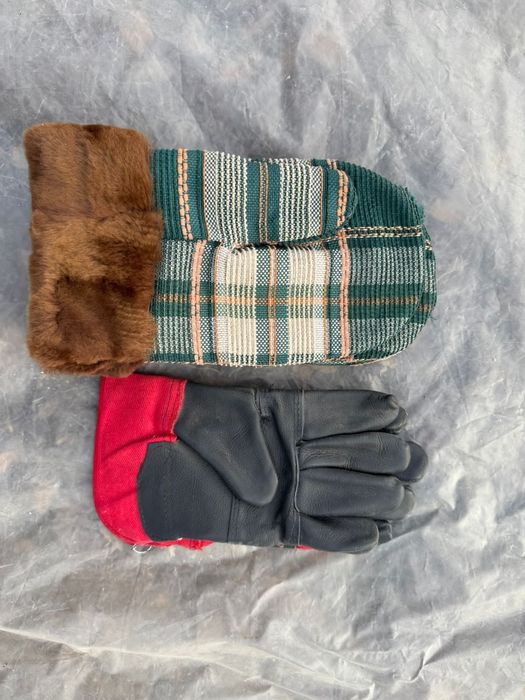 Продаётся Перчатки зимние и летние Новые