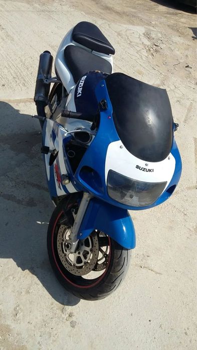 Suzuki Srad 600 на части !