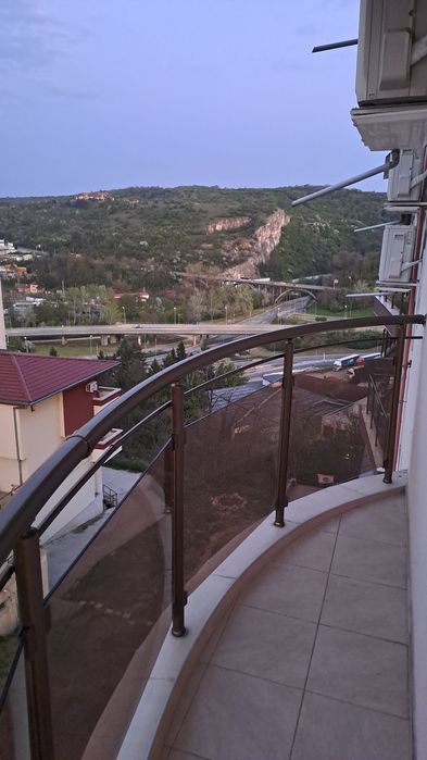 Дава  се. Поднаем  тристаен