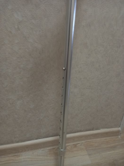 Продам тростик хорощем состояние