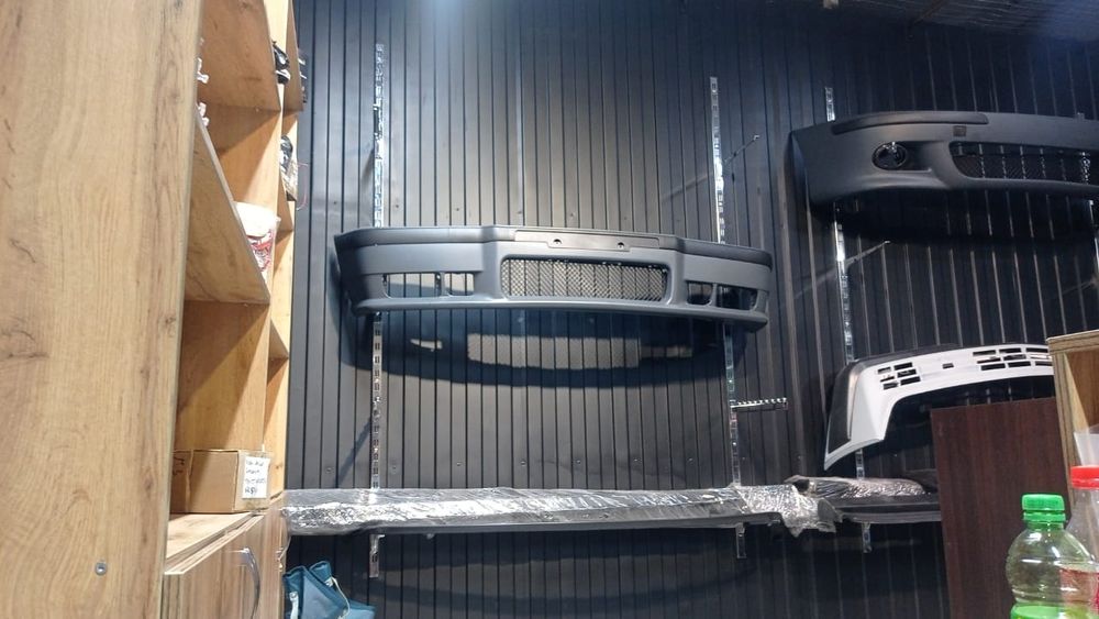 Передний бампер BMW E36 задний бампер BMW E36 пороги BMW E36 спойлер