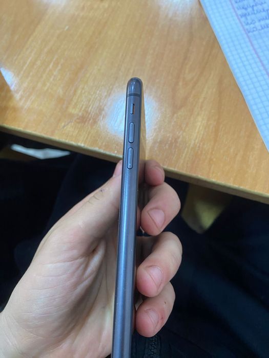 Продам айфон 11 128 гб