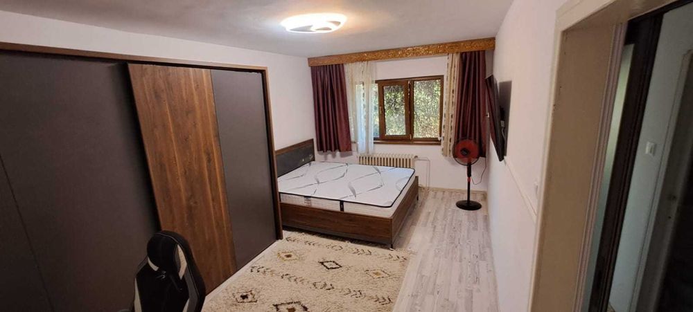 Inchirez apartament 1 camera Lipovei