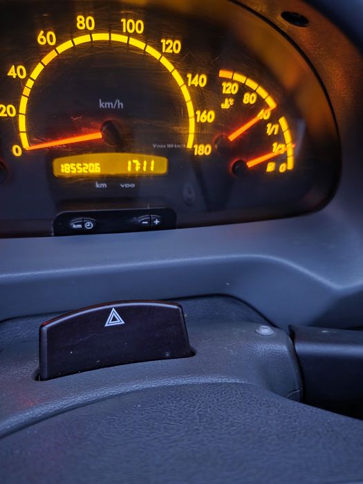 Mercedes benz sprinter basculabil