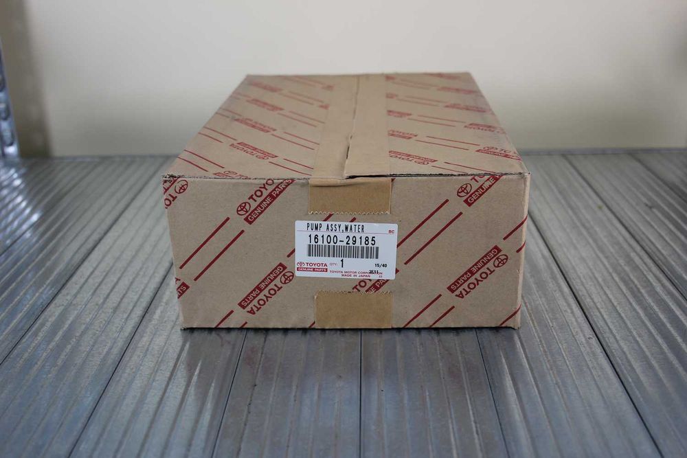 Оригинална водна помпа Toyota Corolla/ Avensis / Corolla Verso