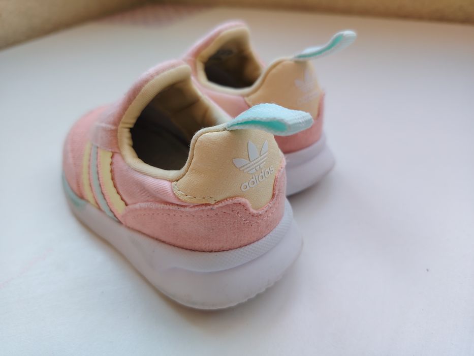 Детски маратонки Adidas 22 номер