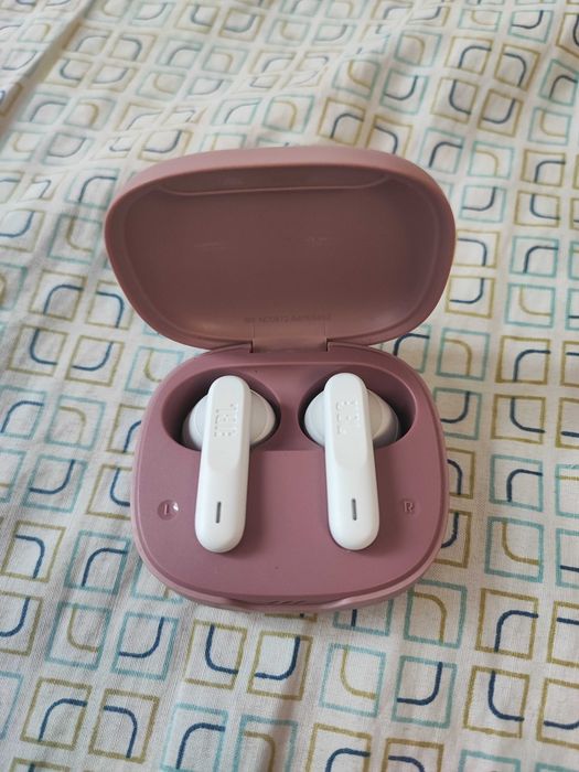 Vând /schimb JBL wave 300 tws