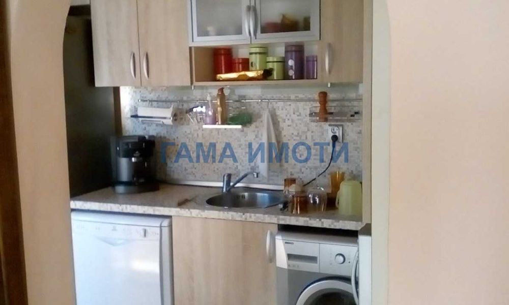 Къща в кв. Долно Езерово, гр. Бургас