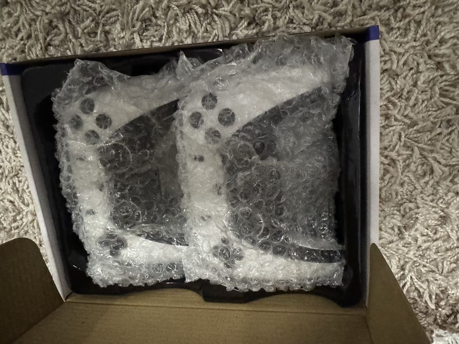 Продам игровую приставку