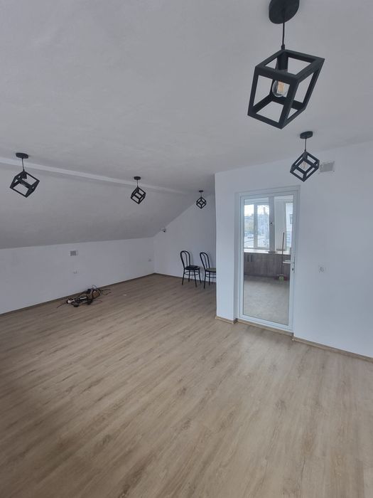 Inchiriez spațiu comercial 50 mp