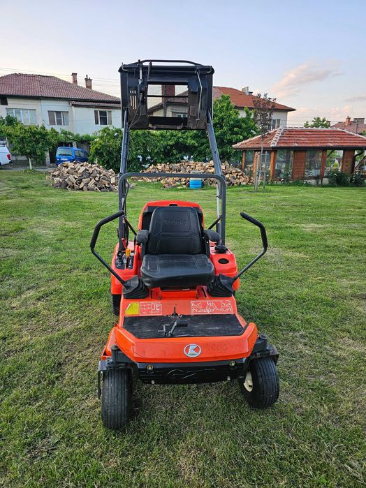 Тракторна Косачка KUBOTA/DISEL. 0. Градус на завиване.  ПЕРФЕКТНА