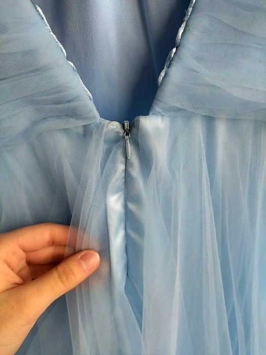 Светлосиня дълга бална рокля