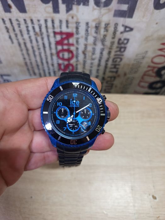Часовник"ICE Watch"хронограф