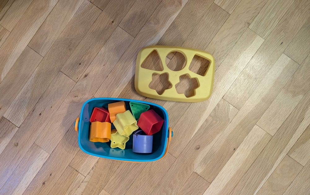 Проходилка за бутане 2 в 1 и сортер Fisher Price