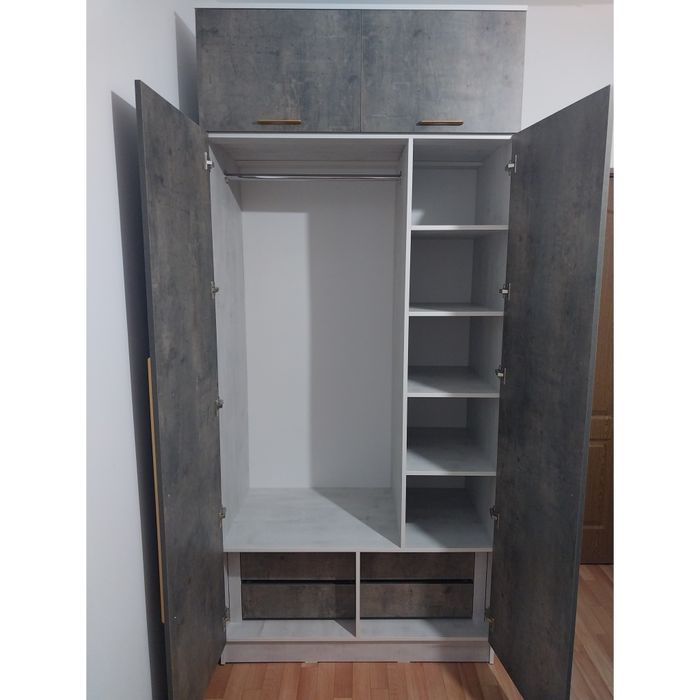 Шкаф в спальню..