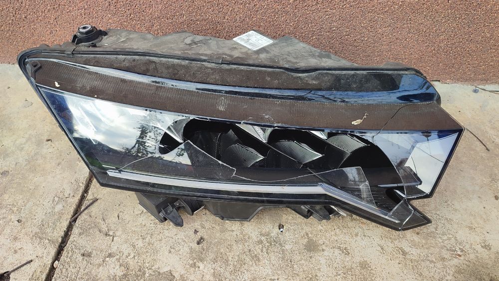 4  Faruri led modele noi