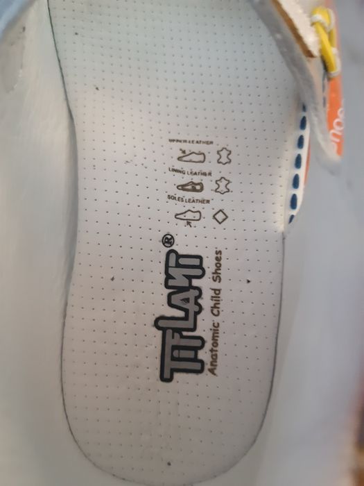 Продам анатомическую детскую обувь..
