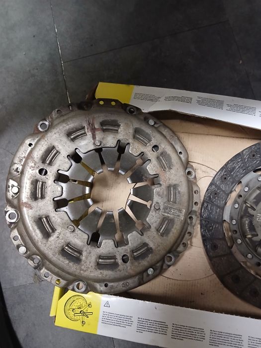 Ambreaje si volante cu masa dubla