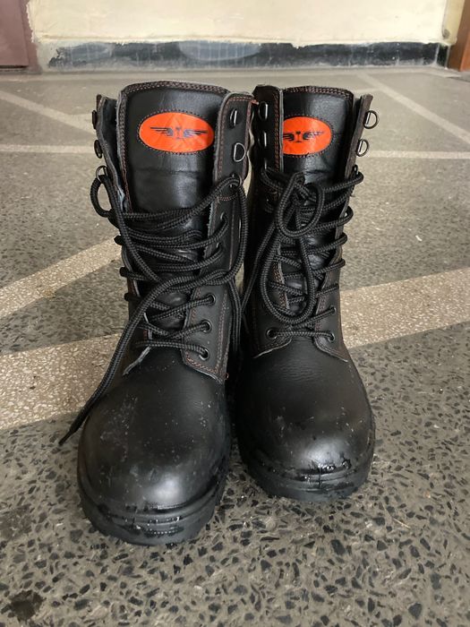 Дамски работни обувки