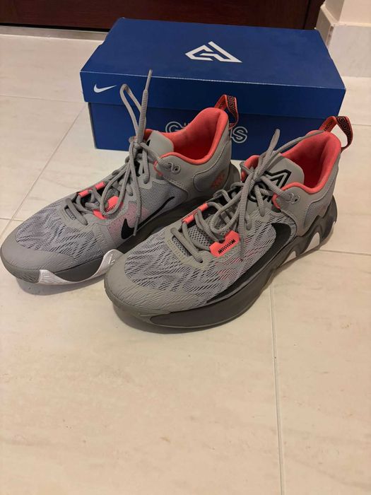 Nike Giannis Immortality 44