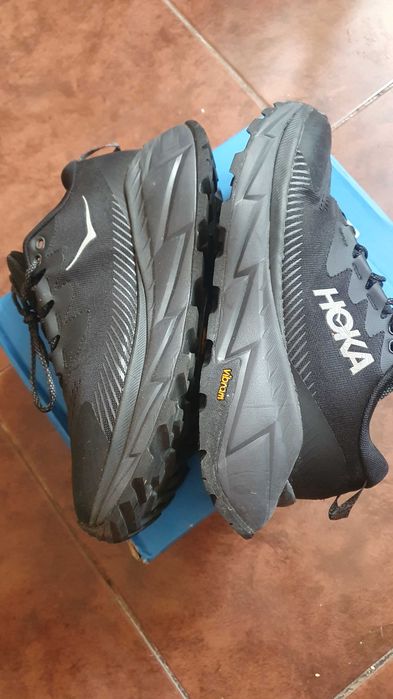Кроссовки Hoka skyline