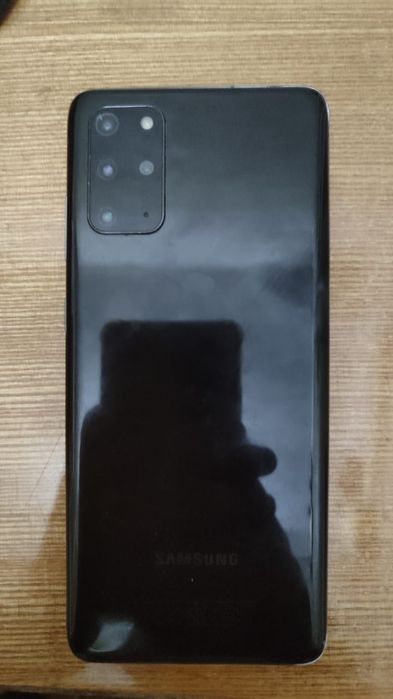 samsung s20 plus 8/128
Без царапин. отличная к