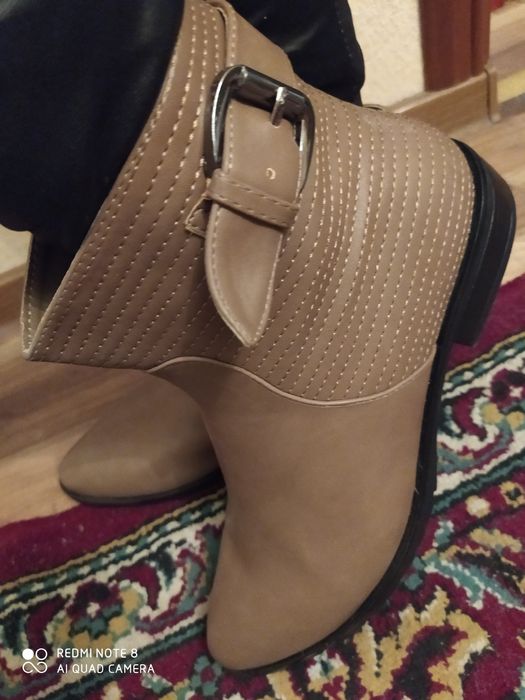 Ботинки сапоги сапожки новые разм. 40-41