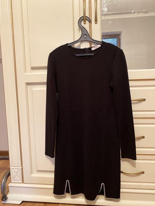 Продам платье вечерные для девушек