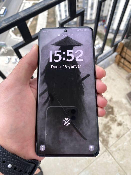 Samsung Galaxy S20 plus