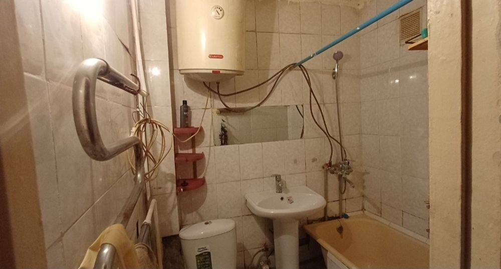 Продаётся квартира 2 комнатная!