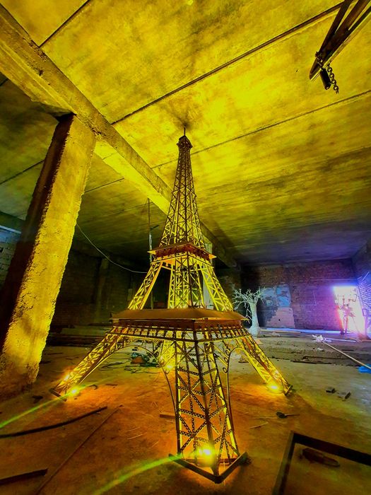 Макет эйфел для падарка продаётся
