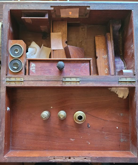 Microscop Constant Verrick original din alamă lăcuită,